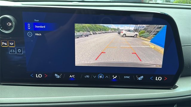 New 2026 Chevrolet Traverse LT image 24