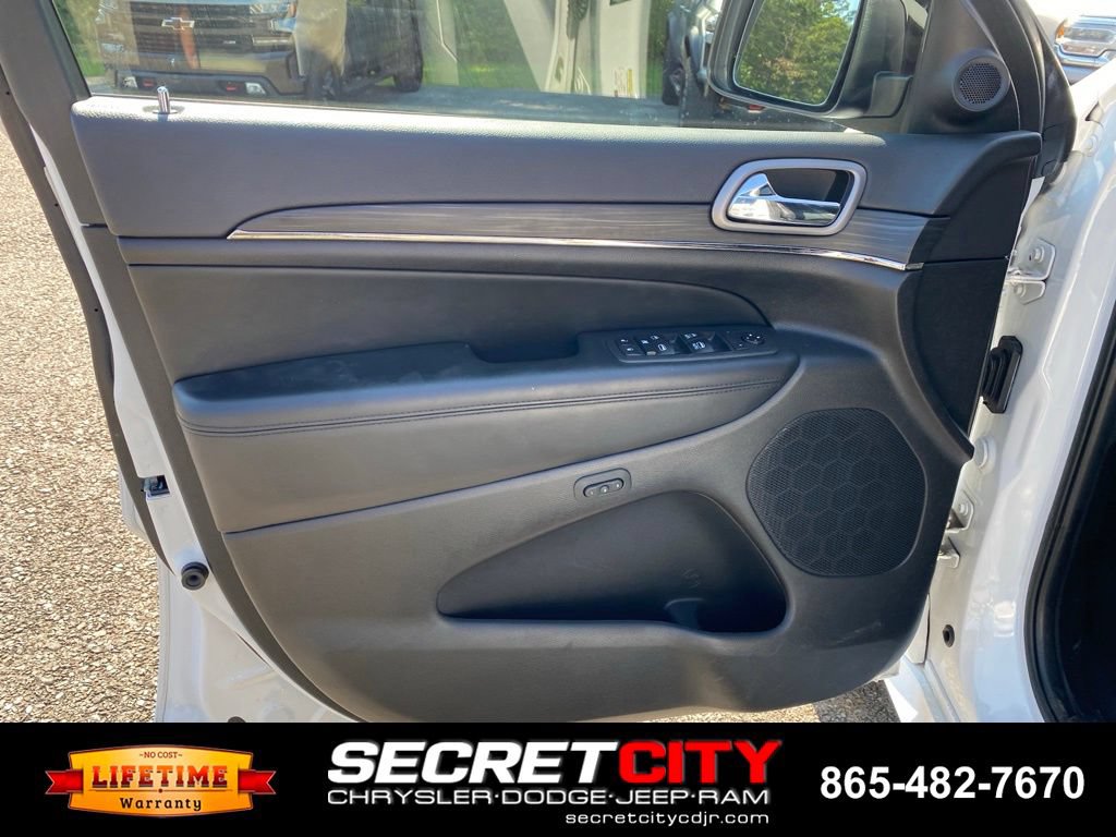 Used 2021 Jeep Grand Cherokee Limited X AWD/4WD image 13