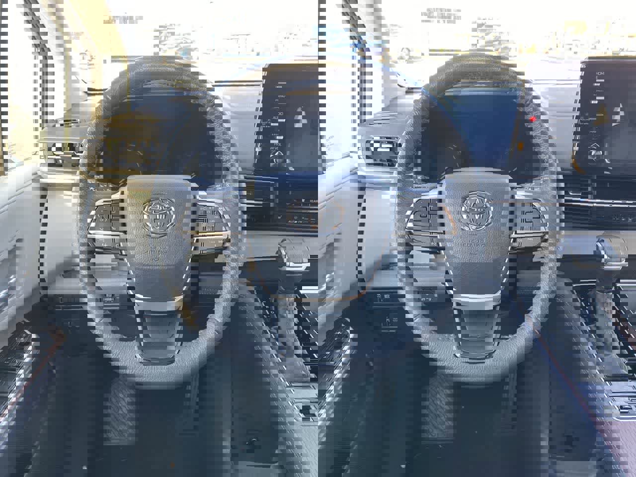 Certified 2023 Toyota Sienna XLE image 14