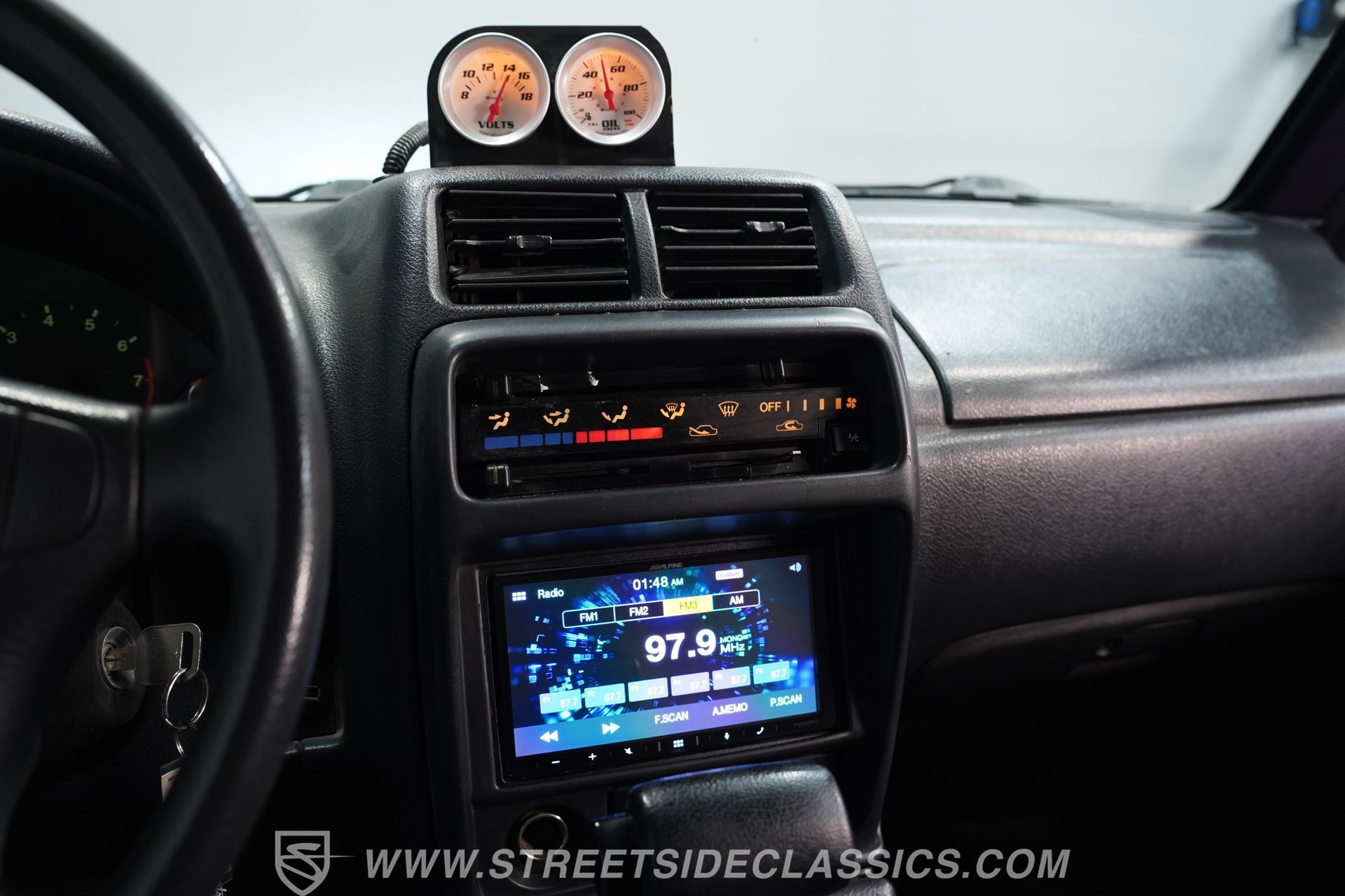 Used 1996 Geo Tracker 4WD 2-Door image 40