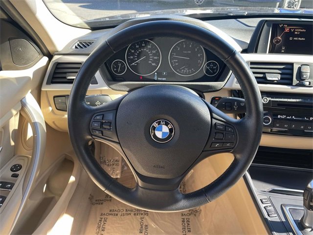 Used 2016 BMW 320i Sedan image 9