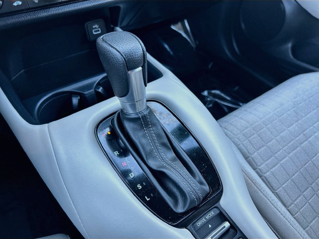Certified 2024 Honda HR-V LX image 16