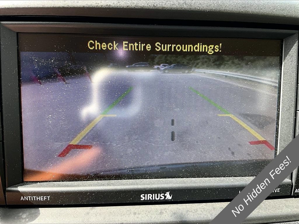 Used 2014 Chrysler Town & Country Touring-L w/ Driver Convenience Group FWD image 17
