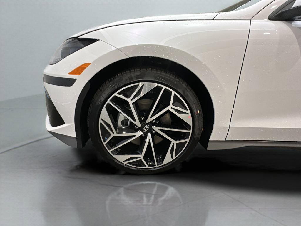 New 2025 Hyundai Ioniq 6 SEL AWD/4WD image 3