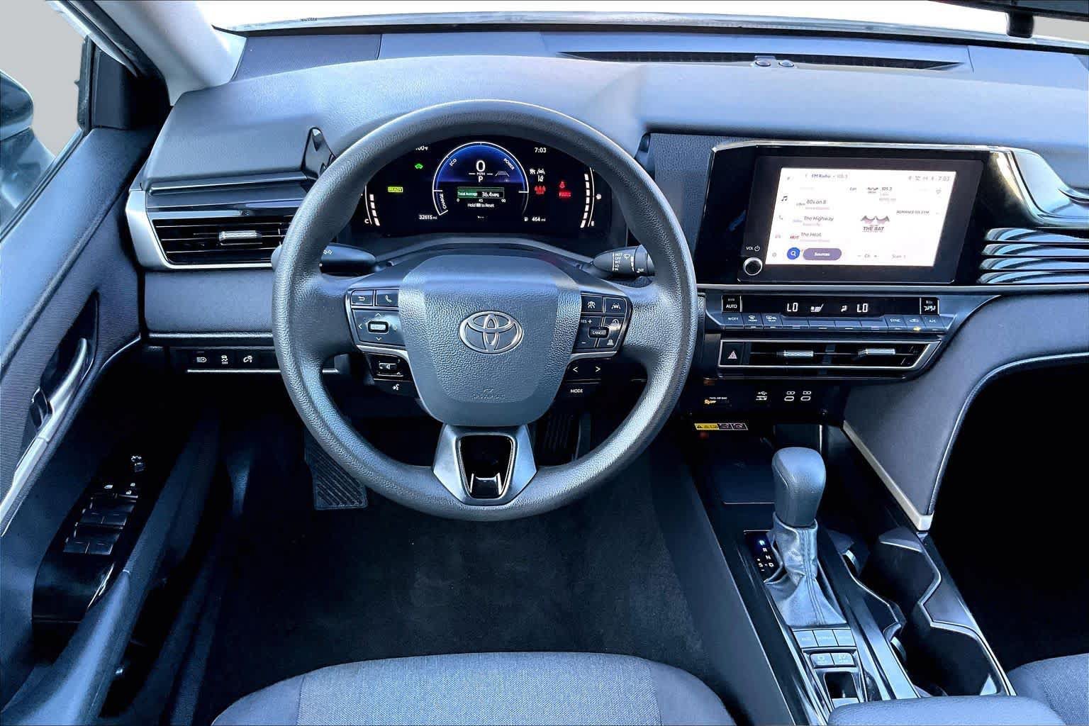 Used 2025 Toyota Camry LE FWD image 6