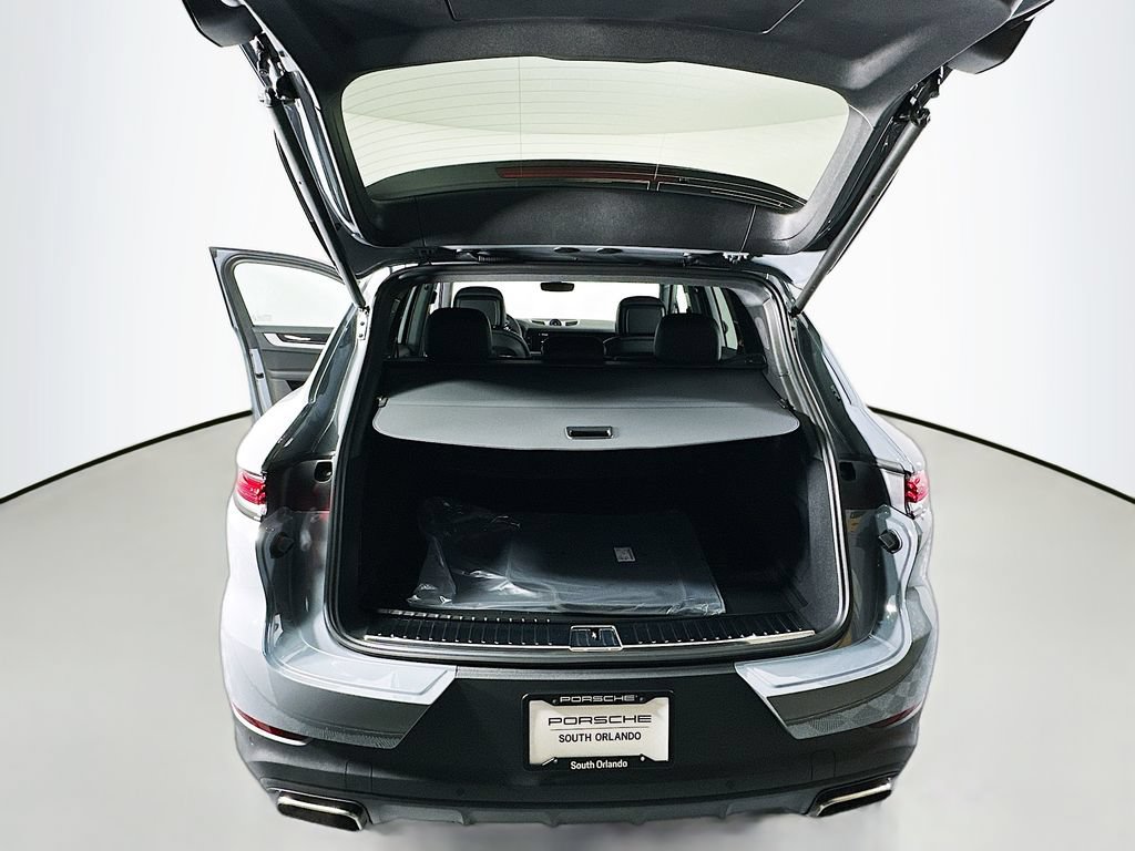 New 2026 Porsche Cayenne AWD/4WD image 29