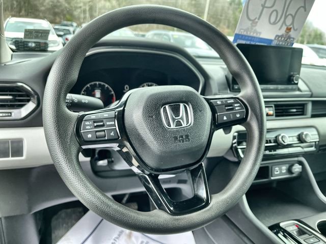 Used 2023 Honda Pilot LX image 13