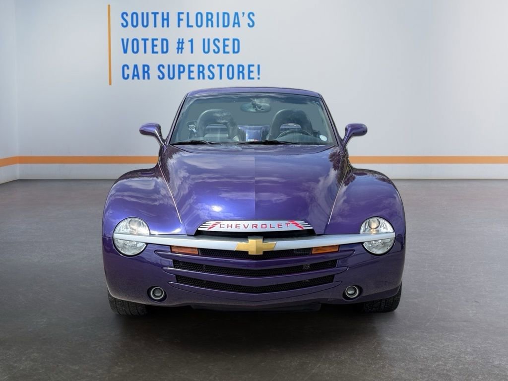 Used 2004 Chevrolet SSR w/ Preferred Equipment Group RWD image 9
