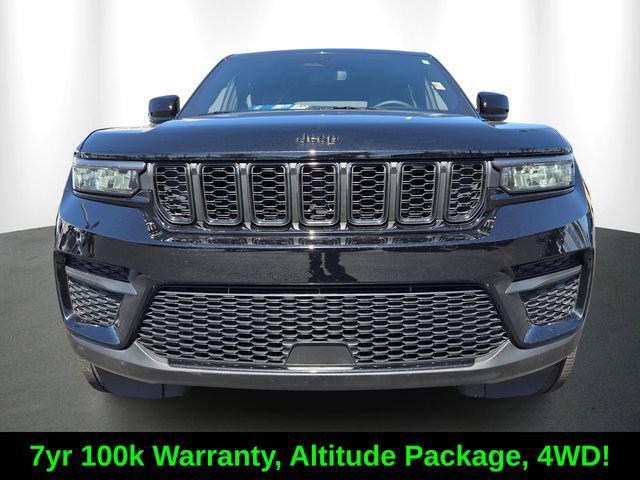 Certified 2023 Jeep Grand Cherokee Altitude image 2