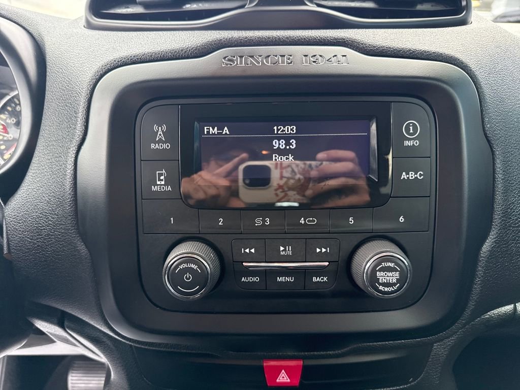 Used 2016 Jeep Renegade Sport w/ Power & Air Group image 24