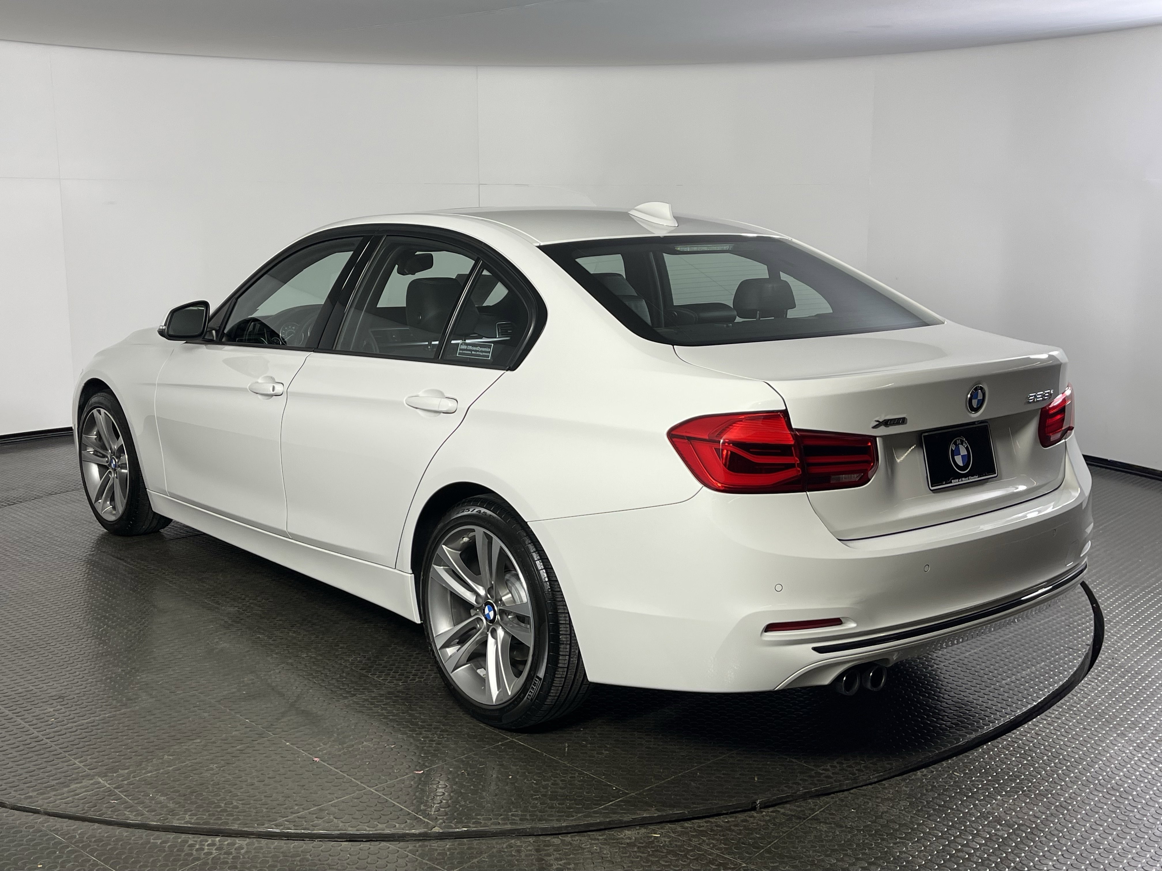 Used 2016 BMW 328i xDrive Sedan image 6