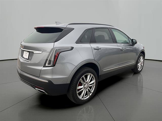 Certified 2024 Cadillac XT5 Sportv w/ Technology Package AWD/4WD image 5