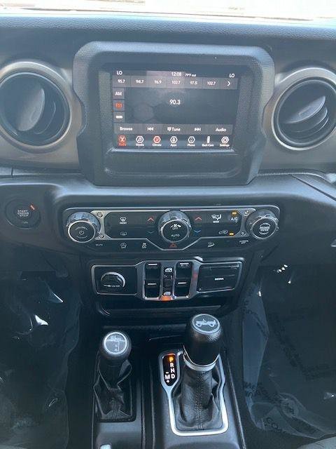 Used 2018 Jeep Wrangler Unlimited Sport S image 18