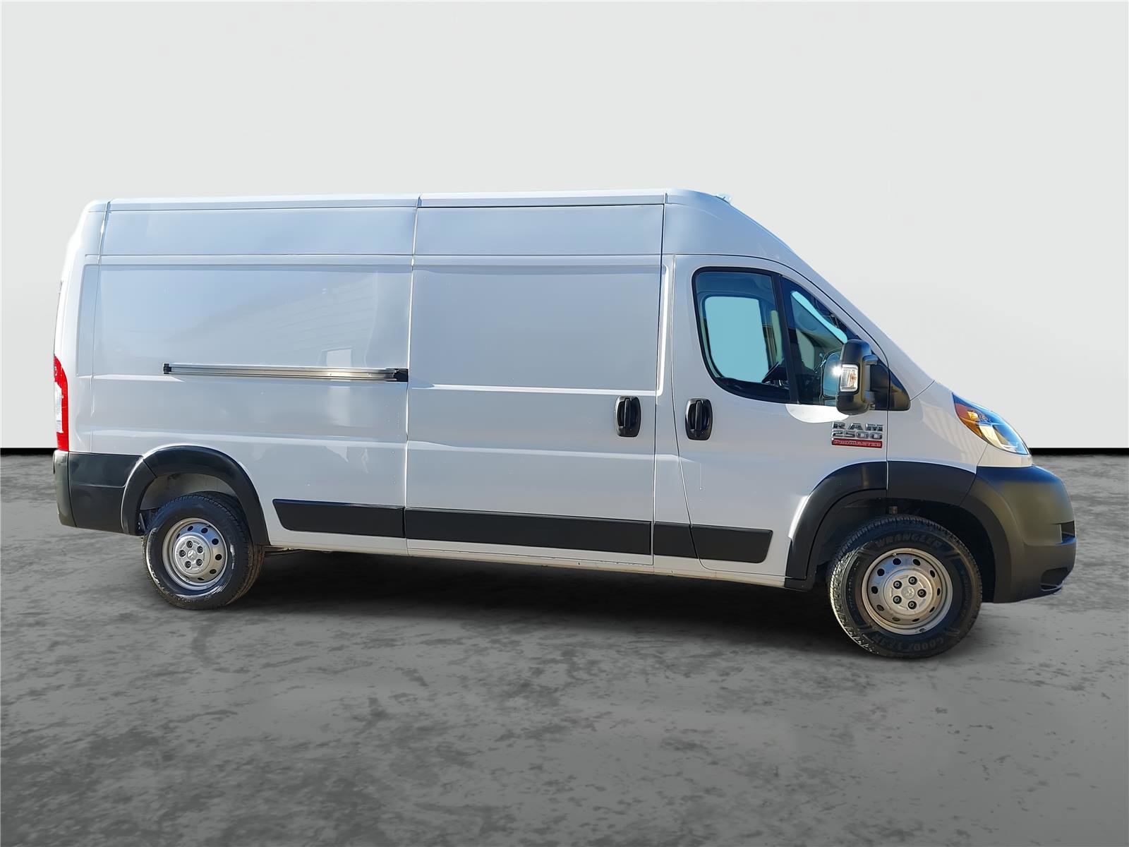 Used 2021 RAM ProMaster 2500 image 4