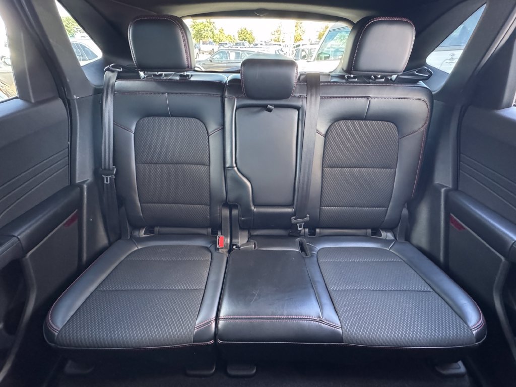Used 2024 Ford Escape ST-Line w/ Tech Pack #1 AWD/4WD image 29