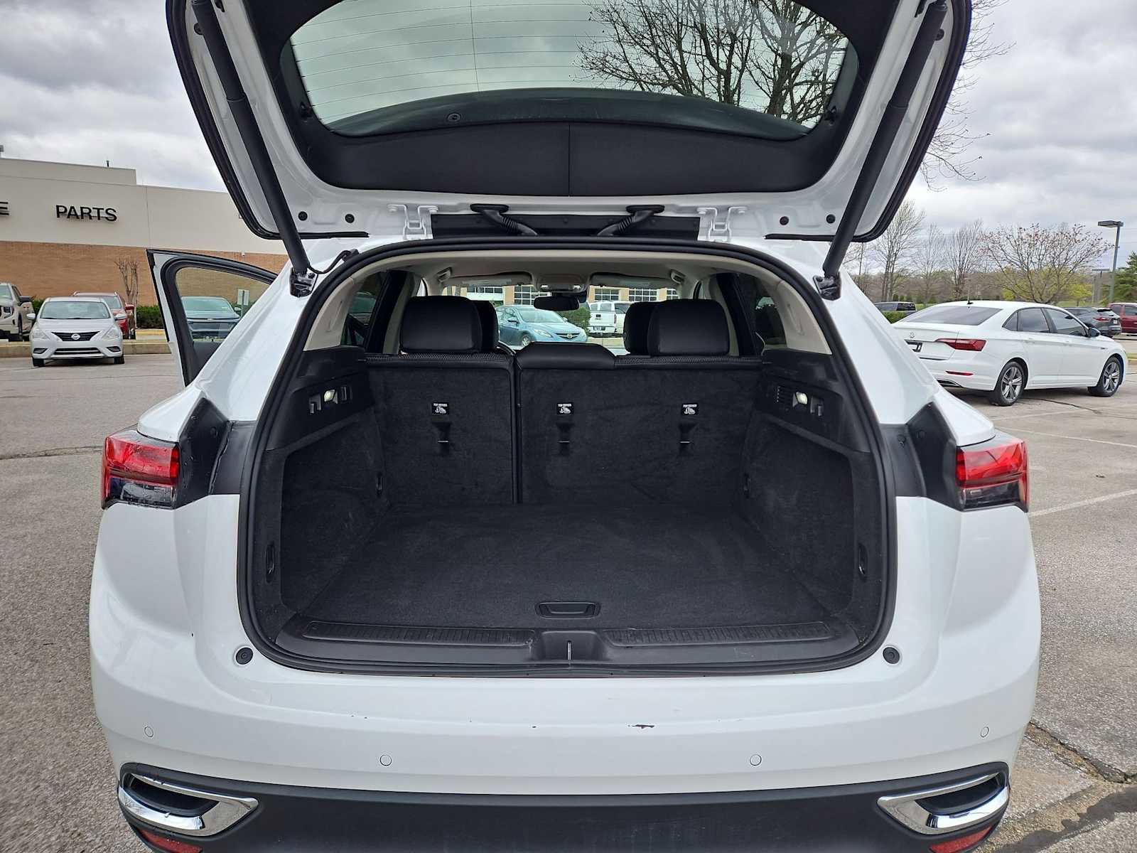 Used 2023 Buick Envision Preferred image 33