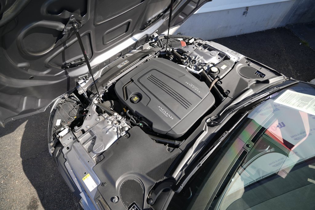 Used 2021 Jaguar F-TYPE First Edition image 17