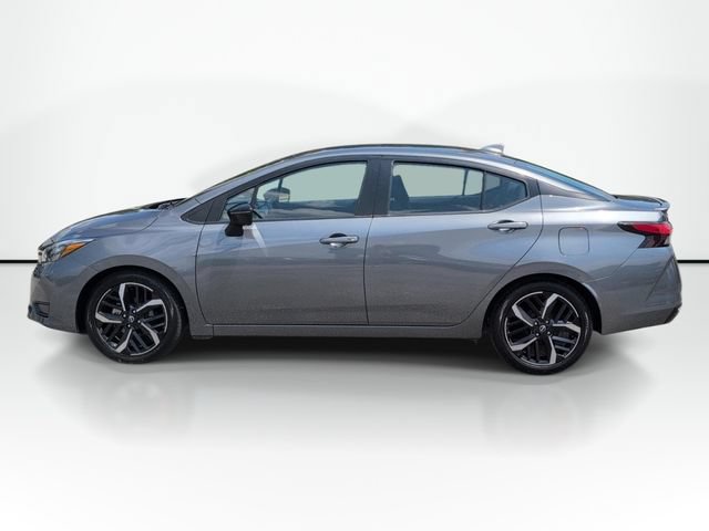 Used 2024 Nissan Versa SR FWD image 11
