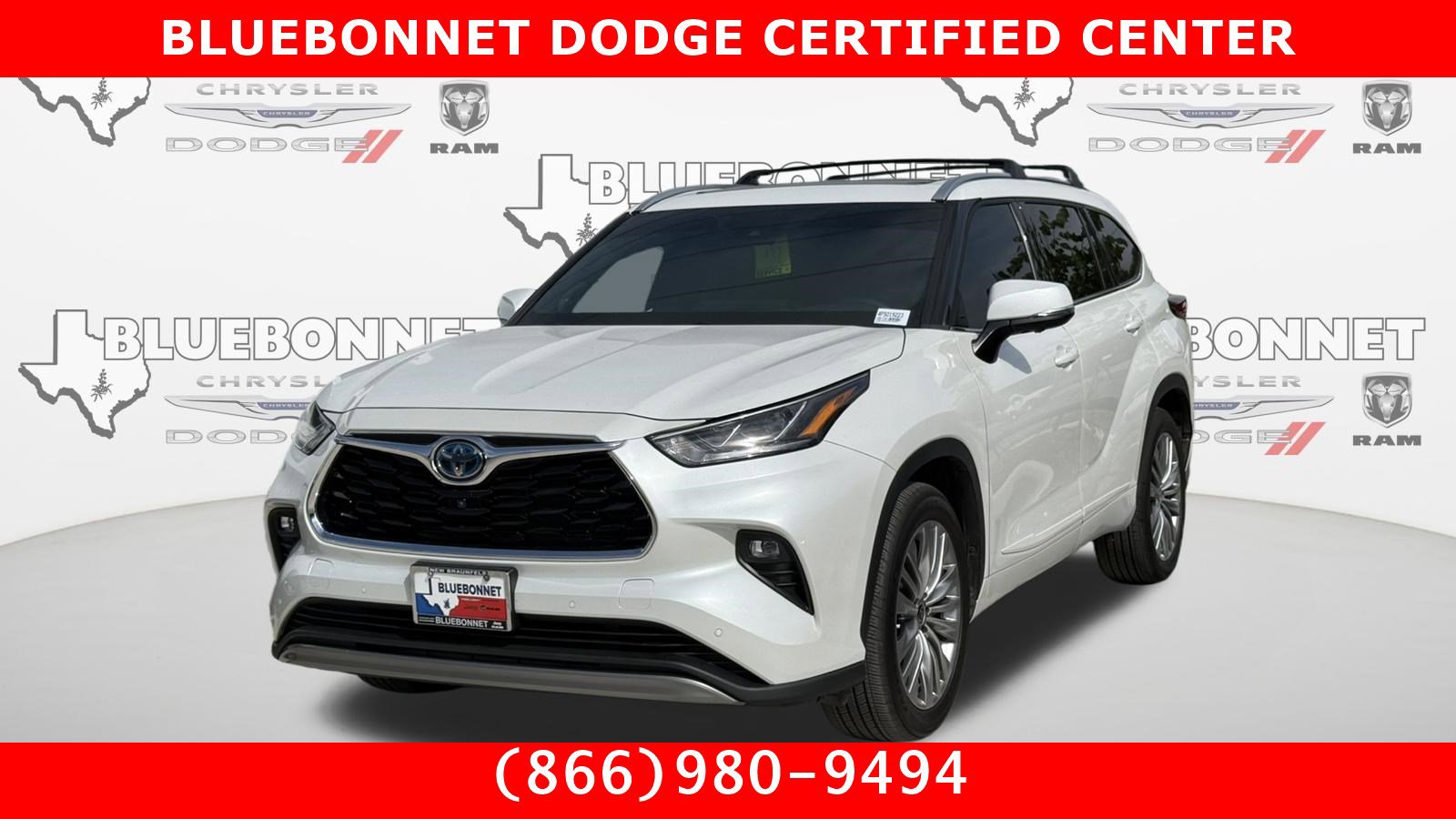 Used 2023 Toyota Highlander Platinum FWD image 1