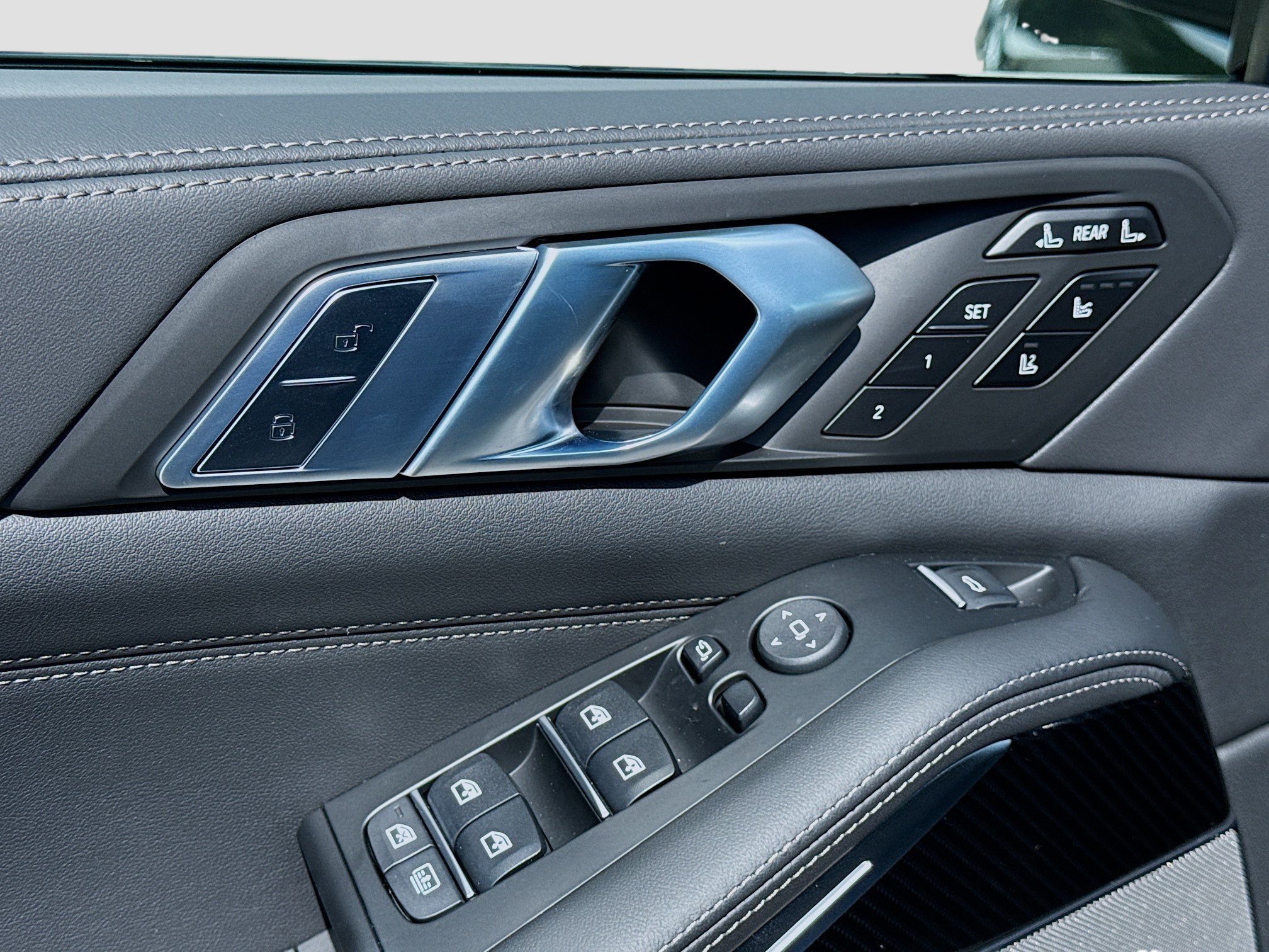 New 2027 BMW X7 M60i AWD/4WD image 24