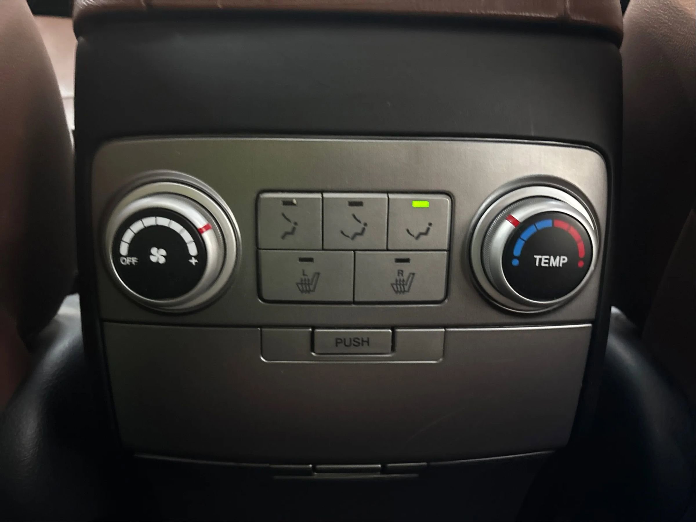 Used 2012 Hyundai Veracruz Limited image 29