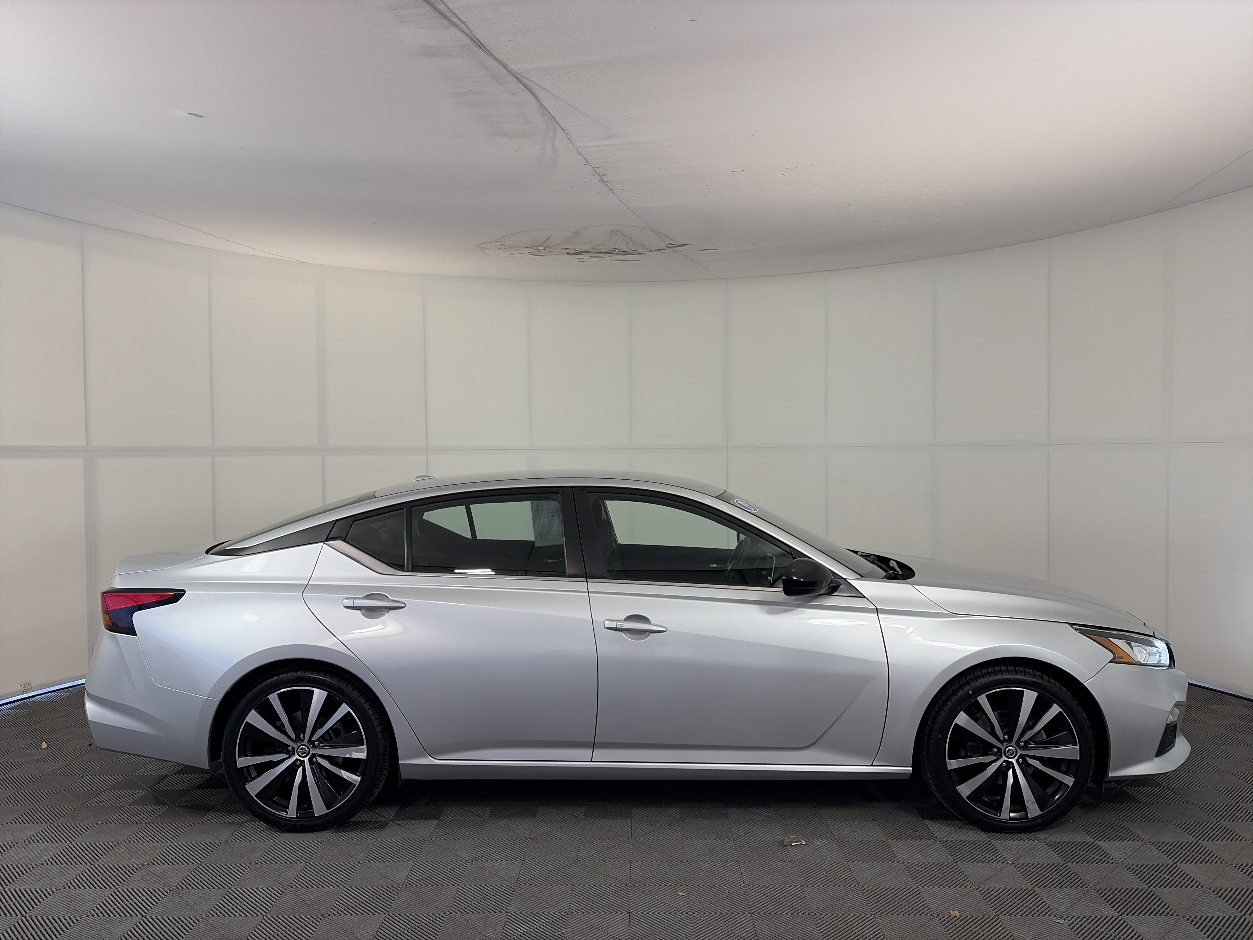 Used 2019 Nissan Altima 2.5 SR image 34