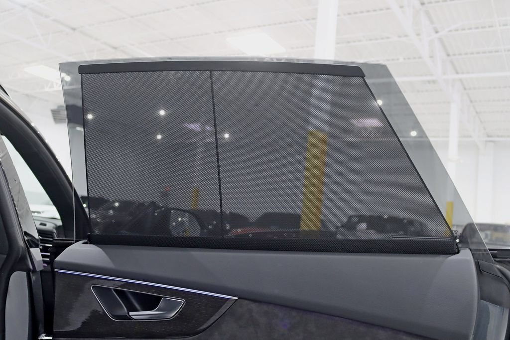 Used 2022 Audi SQ8 Prestige AWD/4WD image 40