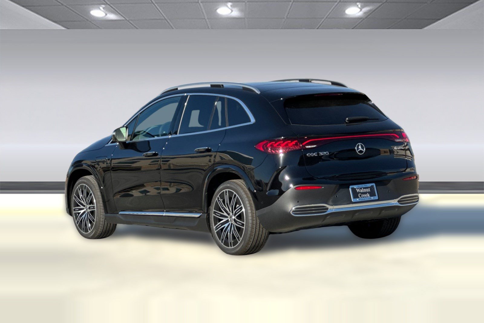 New 2027 Mercedes-Benz EQE 320 4MATIC SUV image 3