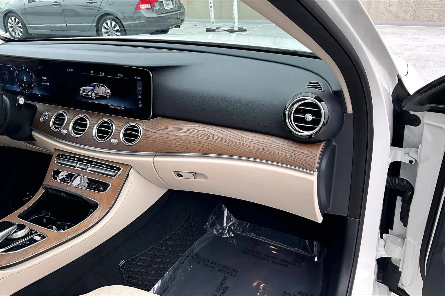 Used 2020 Mercedes-Benz E 350 4MATIC Sedan w/ Parking Assistance Package image 19