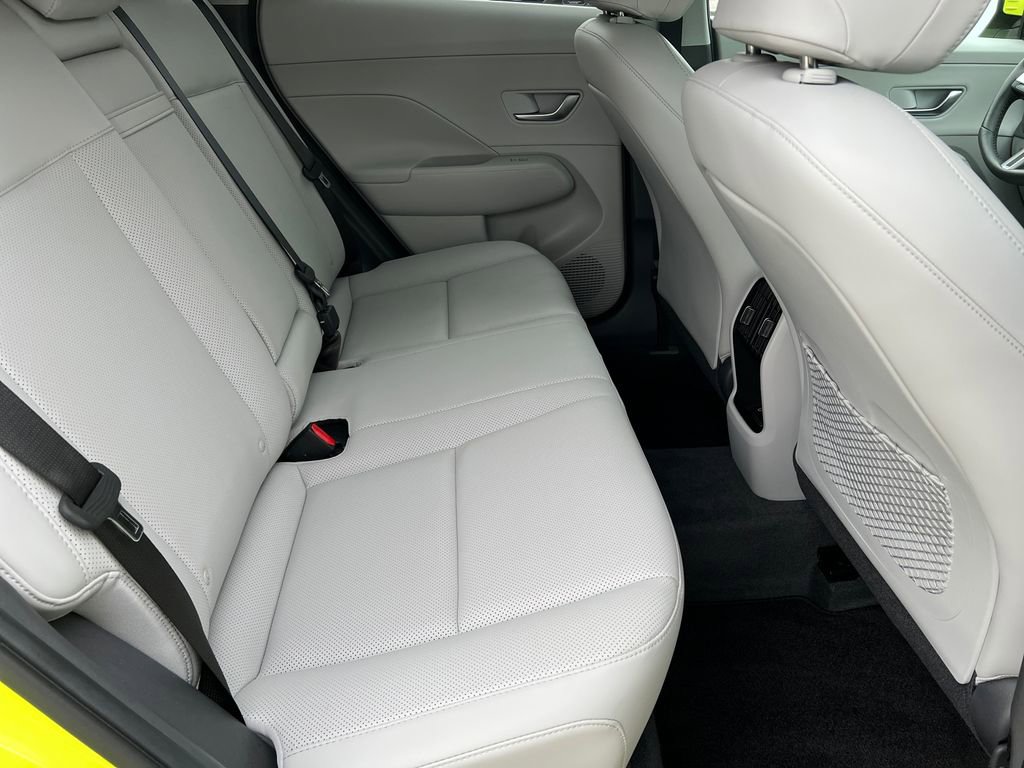 Certified 2024 Hyundai Kona Limited FWD image 10