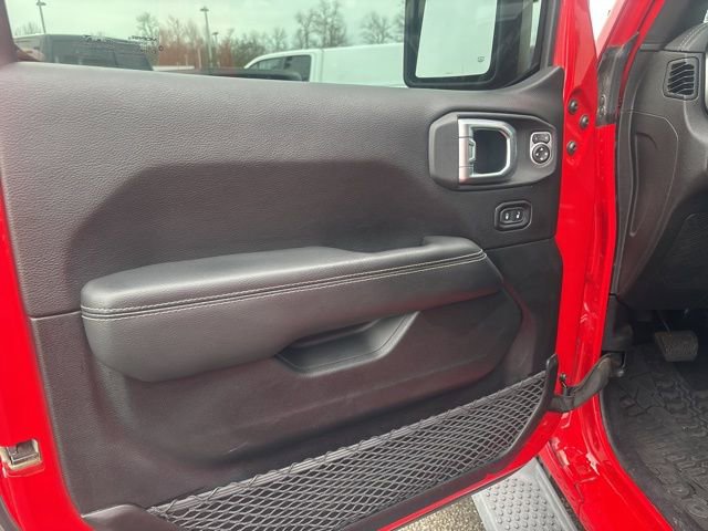 Used 2020 Jeep Wrangler Unlimited Sahara w/ Uconnect 4C Nav & Sound Group image 17