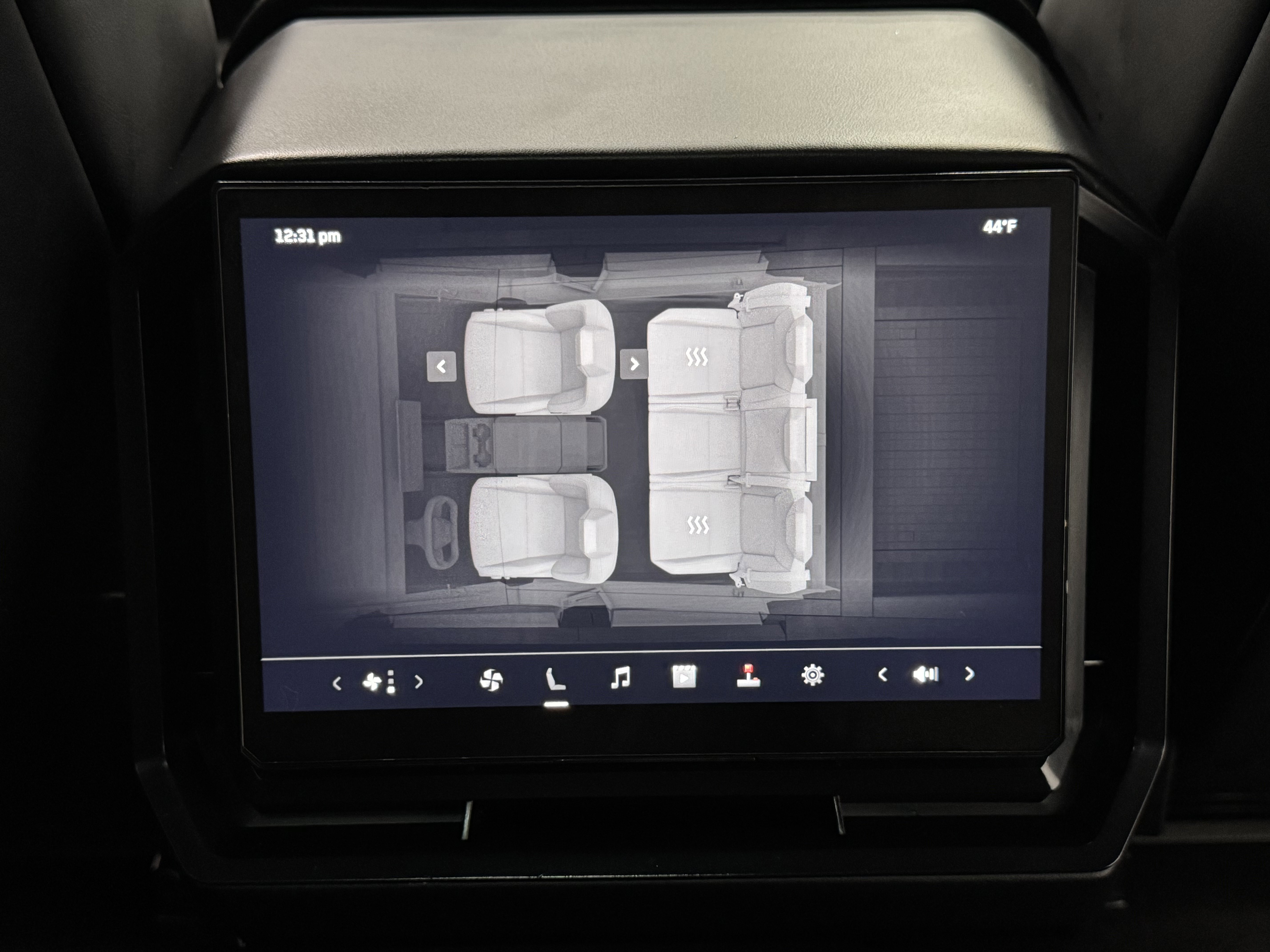 Used 2025 Tesla Cybertruck AWD Crew Cab image 18