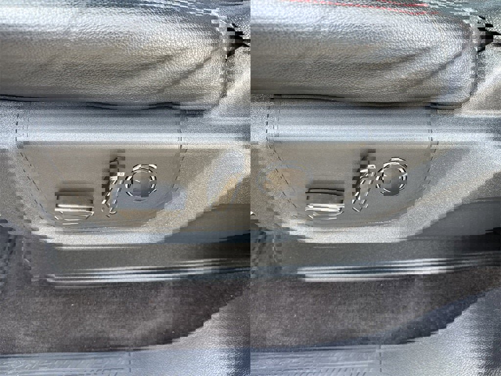 Used 2022 Ford Expedition Limited w/ Equipment Group 303A image 17