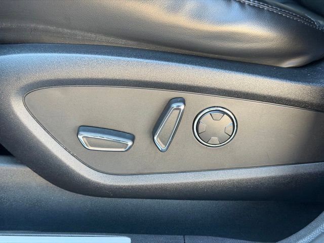 Used 2018 Lincoln MKC Reserve w/ Lincoln MKC Climate Package image 23