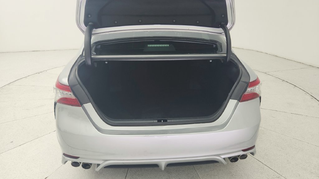Used 2019 Toyota Camry XSE FWD image 33