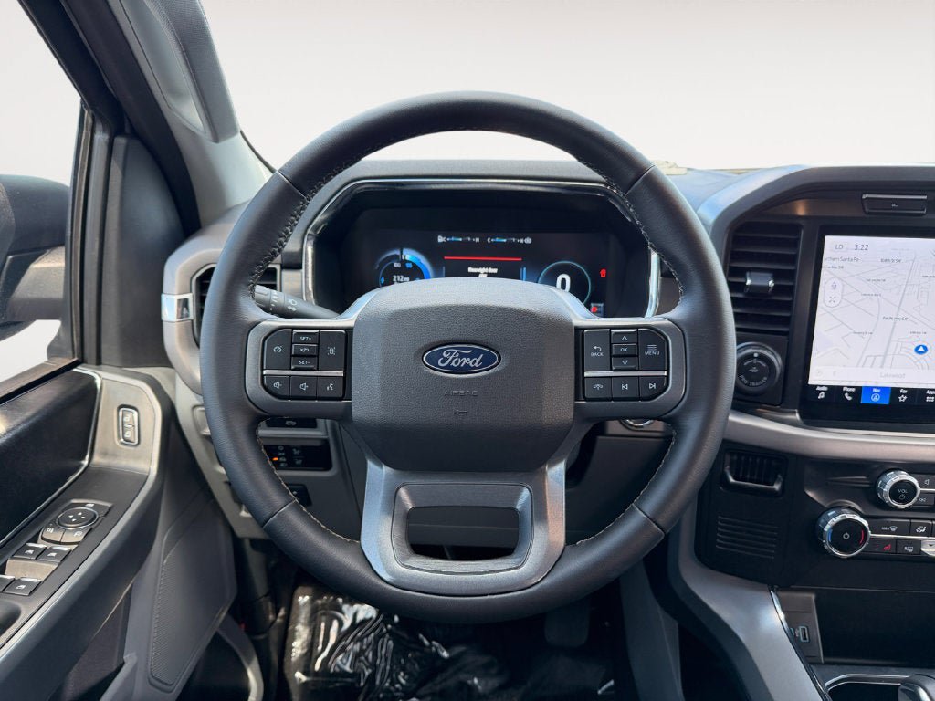 Used 2024 Ford F150 Lightning XLT AWD/4WD image 14