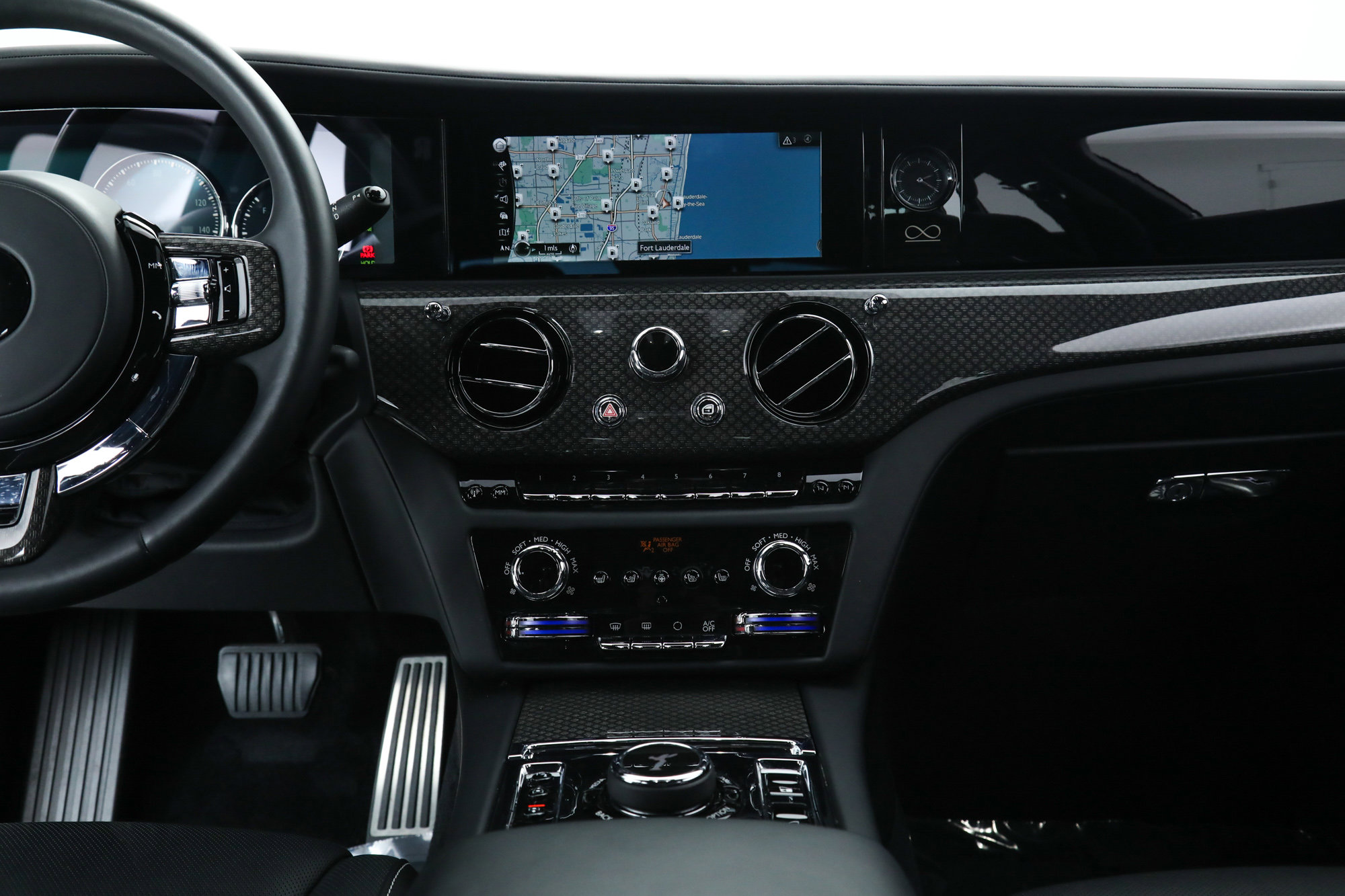 Used 2023 Rolls-Royce Ghost Black Badge image 32