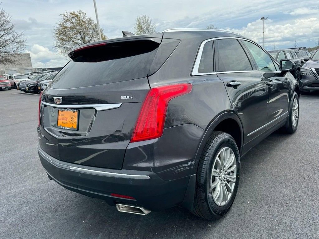 Used 2019 Cadillac XT5 Luxury image 3