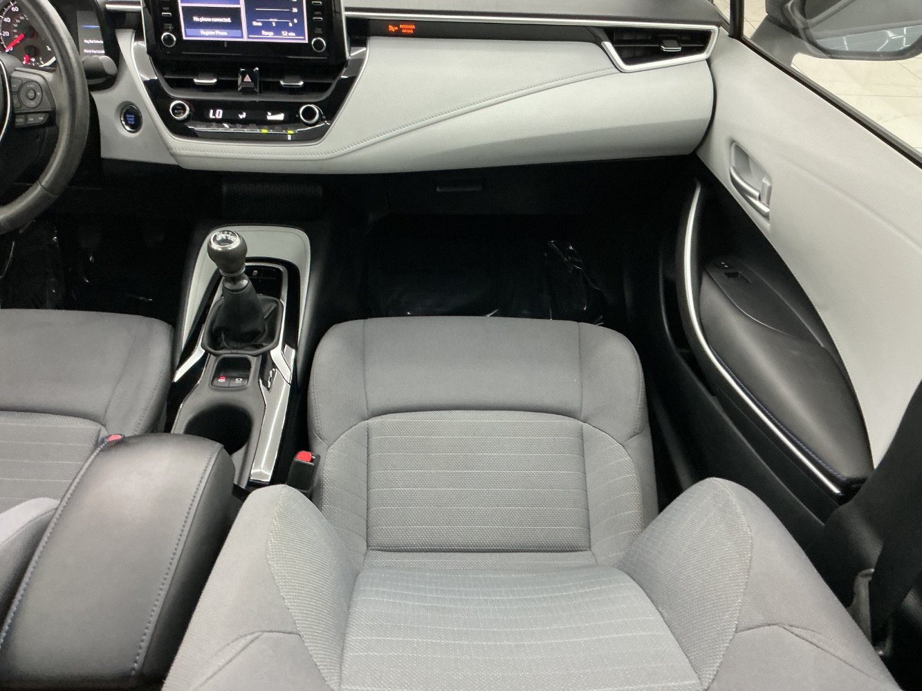 Used 2020 Toyota Corolla SE FWD image 31