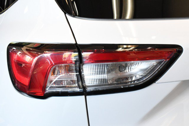 Used 2020 Ford Escape SE AWD/4WD image 12