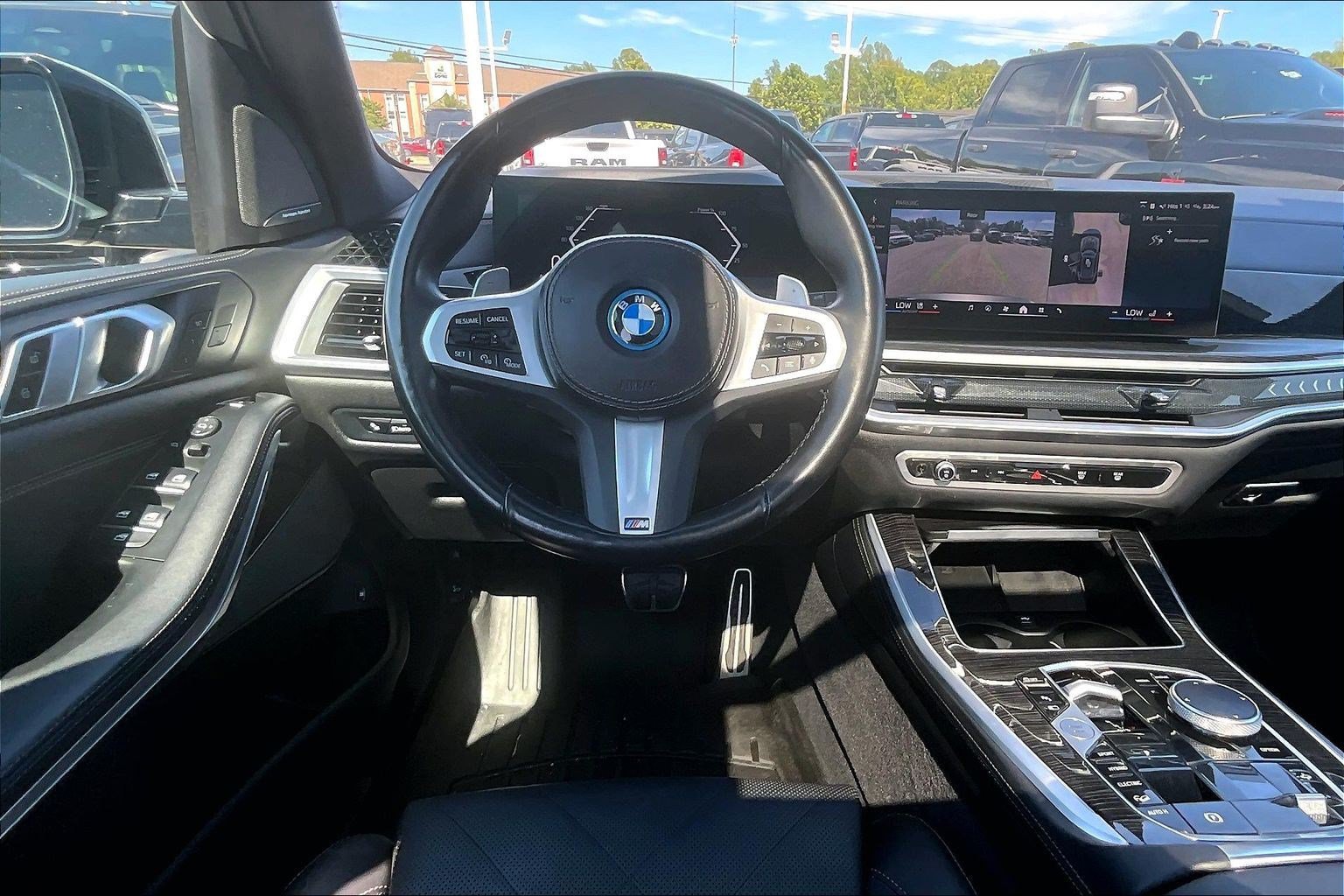 Used 2024 BMW X5 xDrive50e w/ M Sport Package AWD/4WD image 5