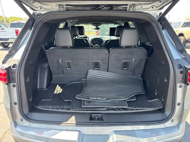 Used 2023 Chevrolet Traverse Premier AWD/4WD image 5