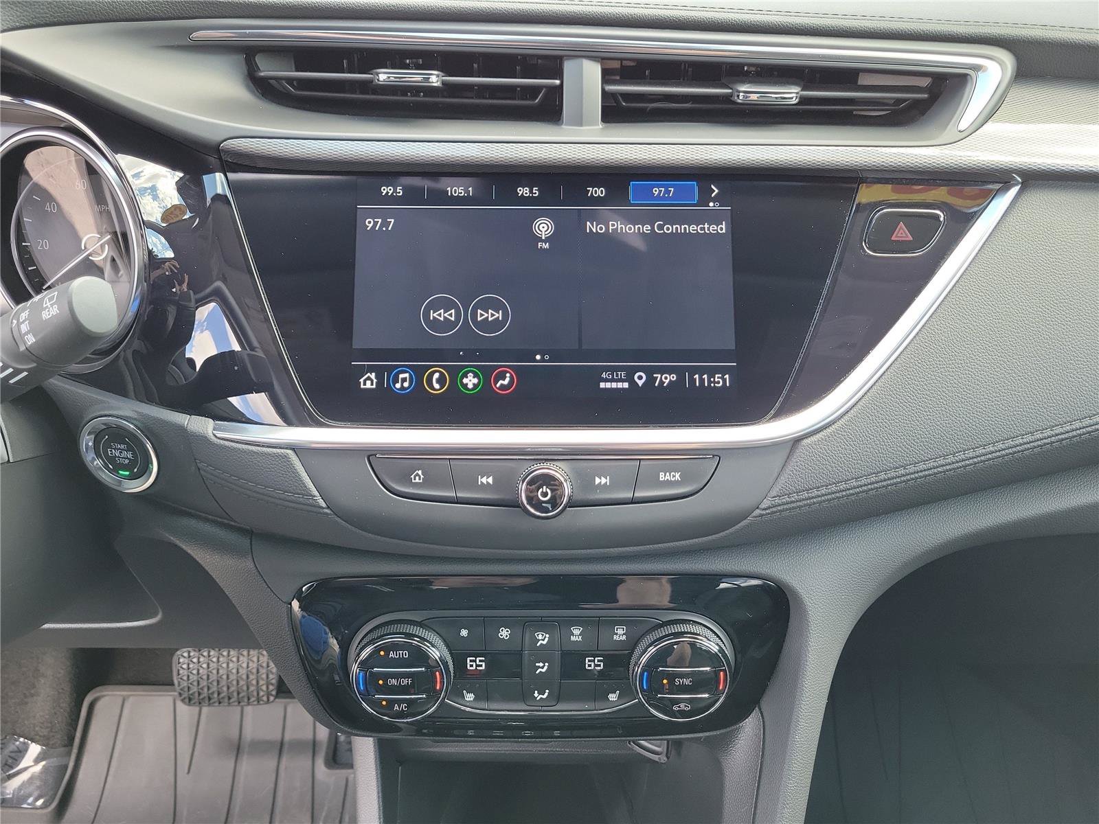 Used 2023 Buick Encore GX Essence w/ Experience Buick Package AWD/4WD image 27
