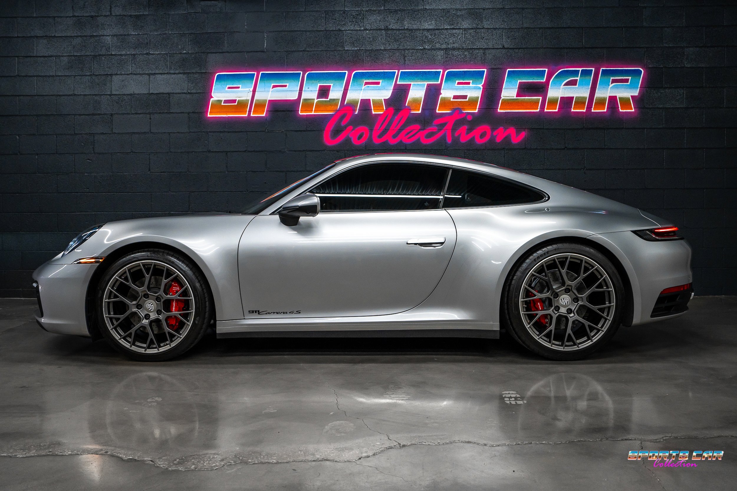 Used 2020 Porsche 911 Carrera 4S w/ Premium Package AWD/4WD image 2
