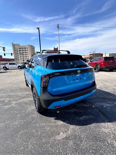 New 2025 Nissan Kicks SR image 9