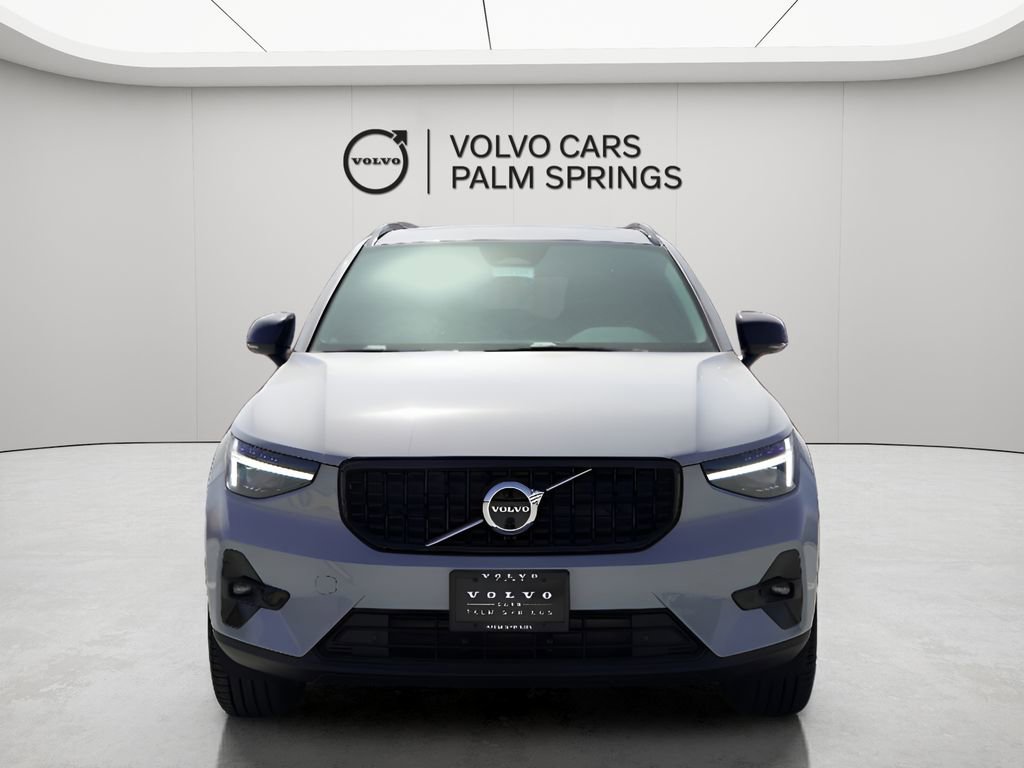 New 2025 Volvo XC40 B5 Ultra w/ Protection Package image 4