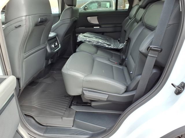New 2026 Ford Expedition Active AWD/4WD image 22