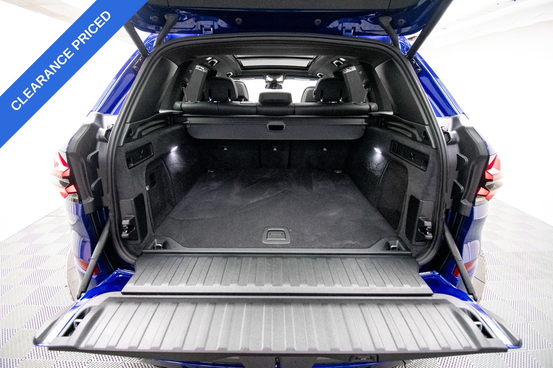 Used 2026 BMW X5 M60i AWD/4WD image 39