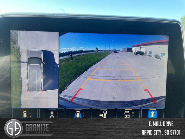 Used 2021 Chevrolet Tahoe Z71 w/ Z71 Off-Road Package AWD/4WD image 14