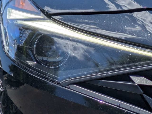 Used 2023 Hyundai Elantra SEL w/ Convenience Package FWD image 10